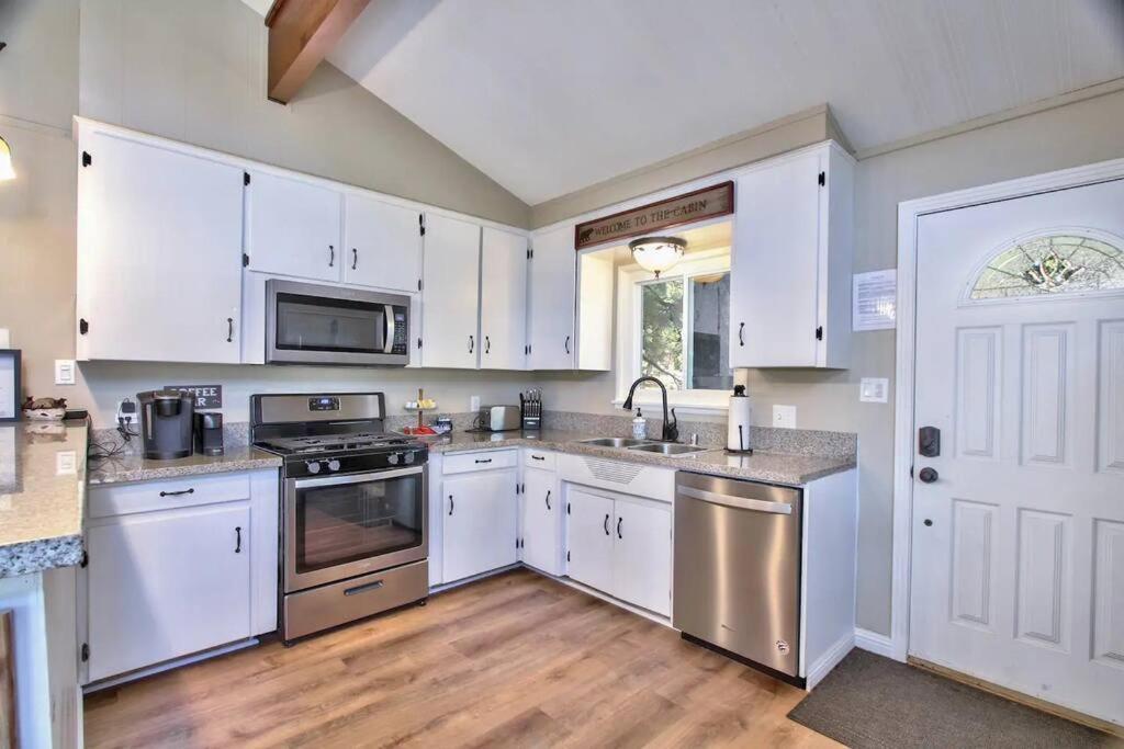 Chalet Monterey W/Hot Tub - Big Decks/Bbq Villa Big Bear Lake Luaran gambar