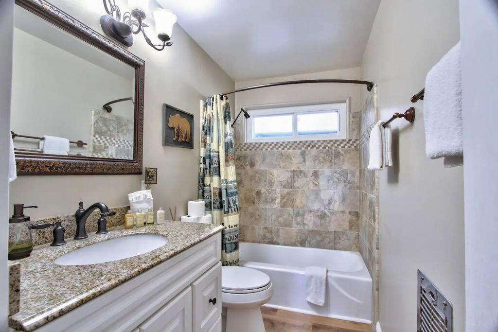 Chalet Monterey W/Hot Tub - Big Decks/Bbq Villa Big Bear Lake Luaran gambar